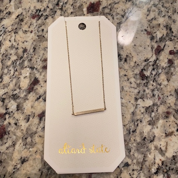 Altar’d State Gold Bar Necklace - Picture 1 of 3
